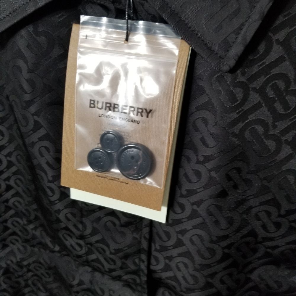 Burberry Jacket / dress size 8 Brand new with tags - Picture 4 of 5